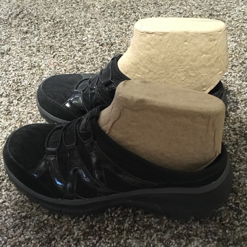 Skechers mule, size 9, Black